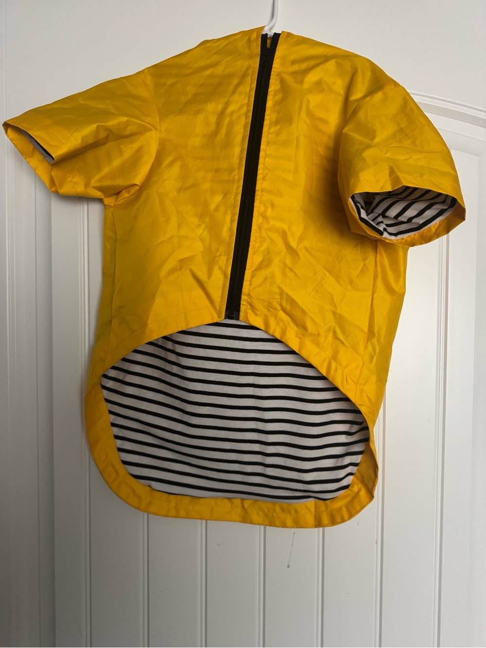 Yellow Short-Sleeve Rain Jacket with Striped Lining